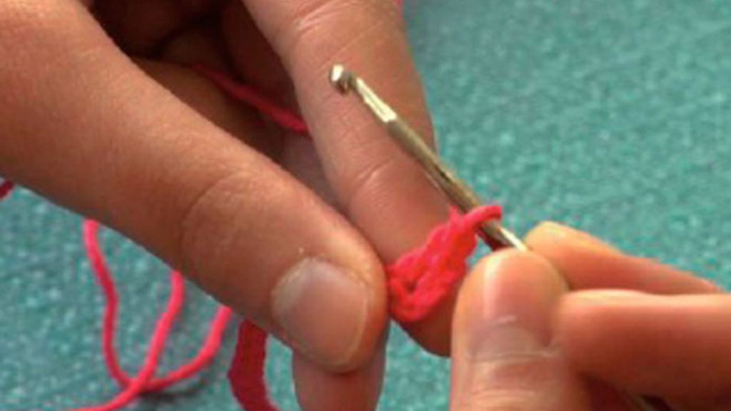 Tricotosas 33: Broche de ganchillo