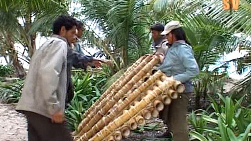 La balsa aguanta el duro viaje