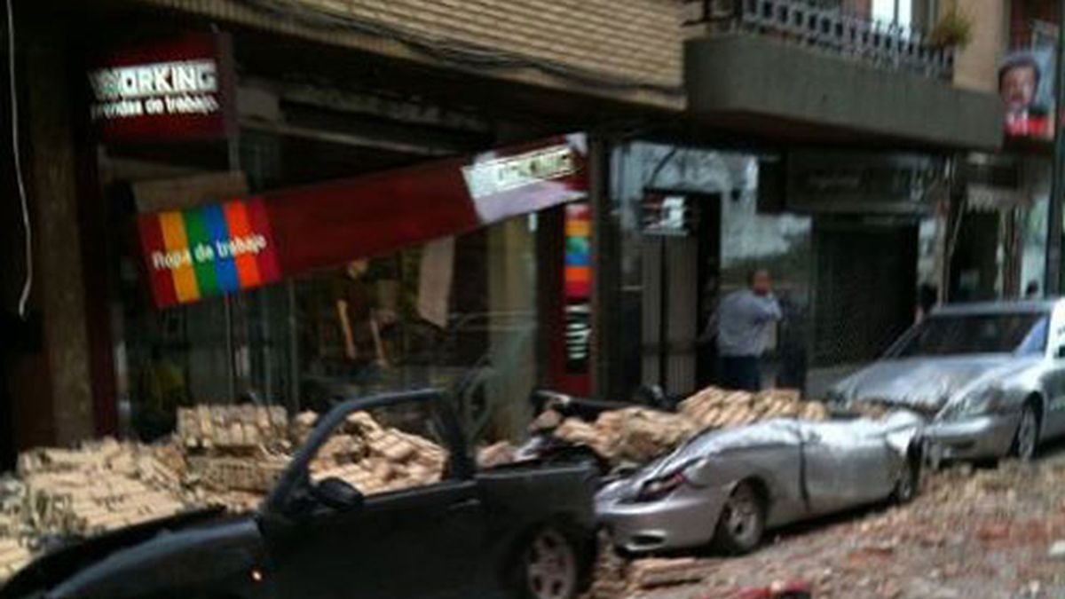 Una de las calles sacudidas por el terremoto