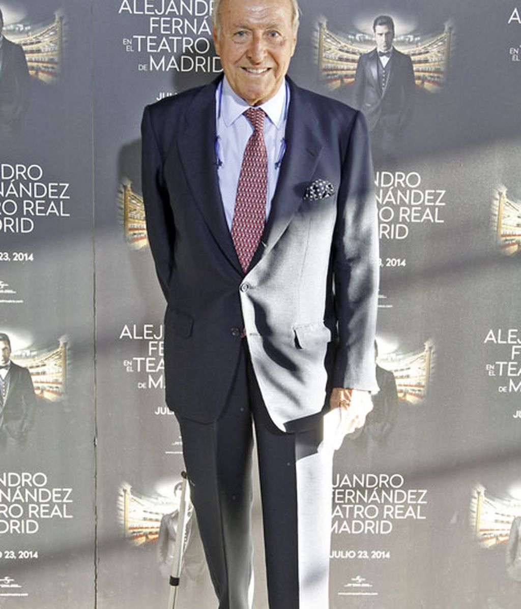 Los vips hacen un parón en sus vacaciones para disfrutar de una noche de rancheras