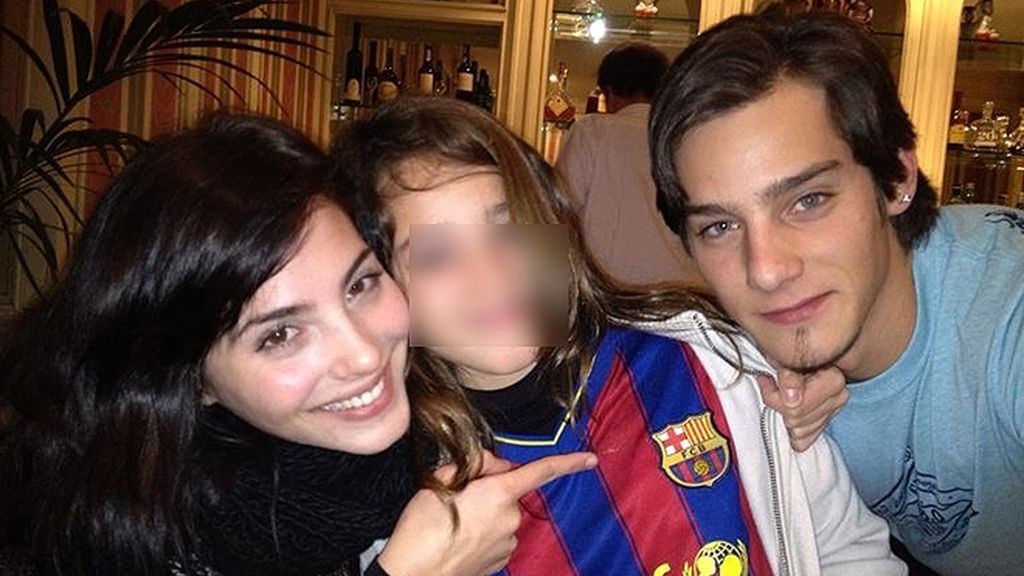 Joel Bosqued y Andrea Duro, prometidos en el primer aniversario de su amor