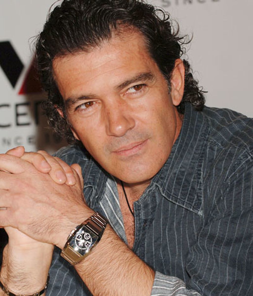 Piqué, otro deportista que da la hora