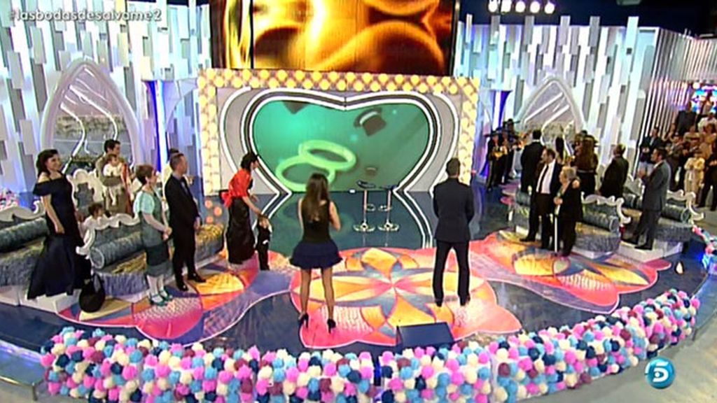 Encantado con su hijo