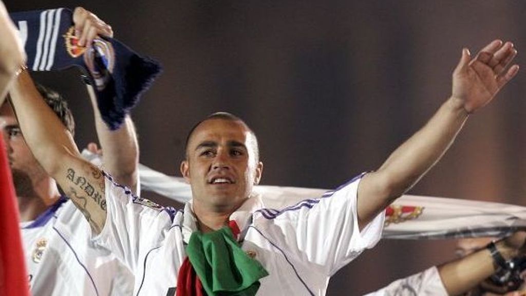 Cannavaro: 20 millones junto a Emerson