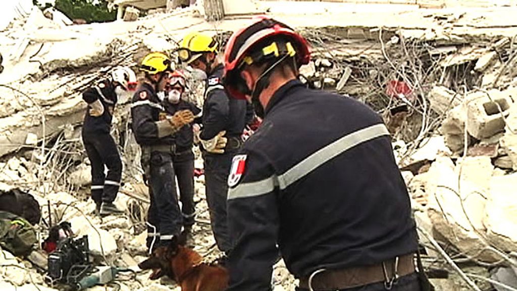 "Sigue habiendo vida tras los escombros"