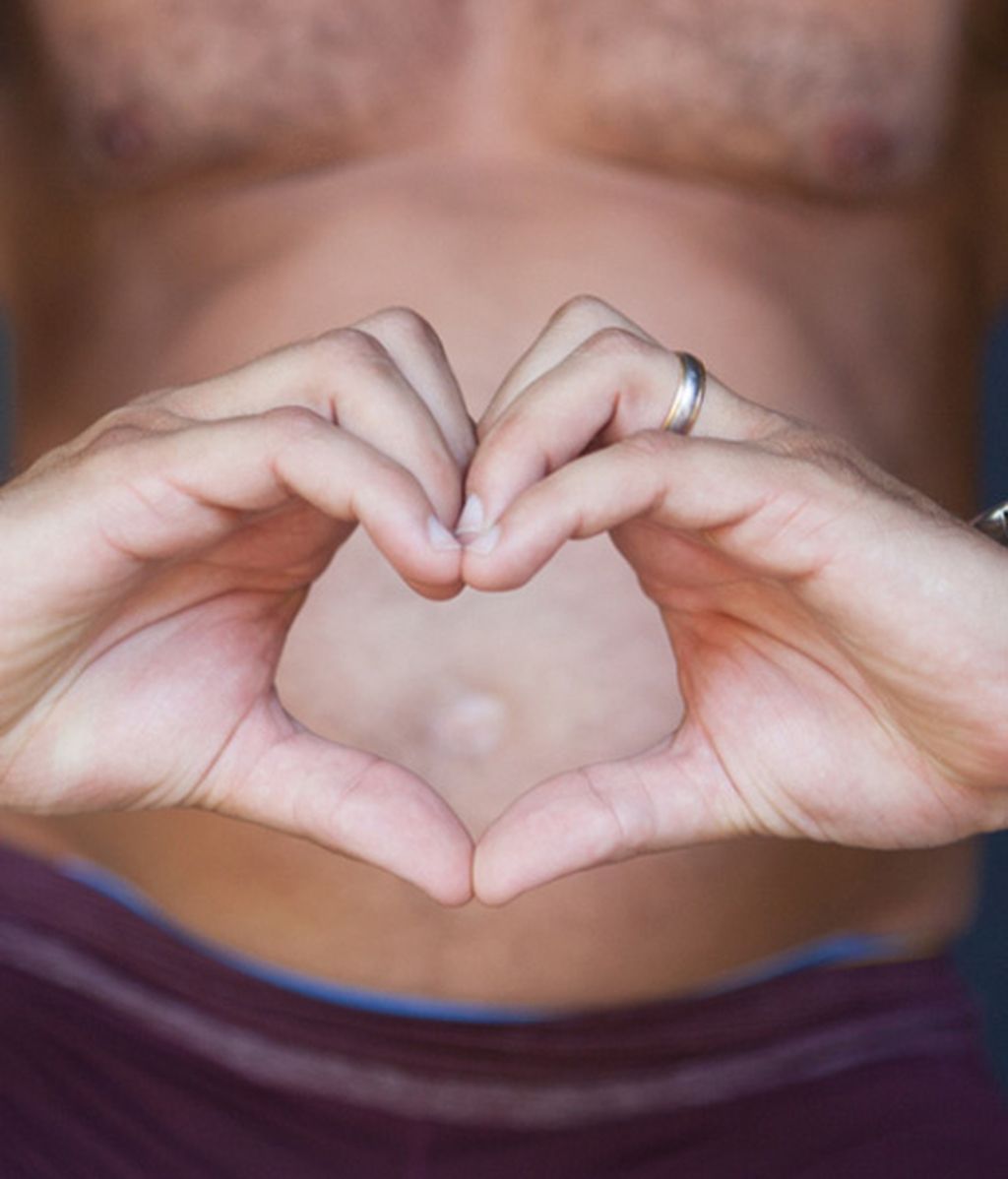 Se hizo las típicas fotografías de embarazada que su novia no quiso