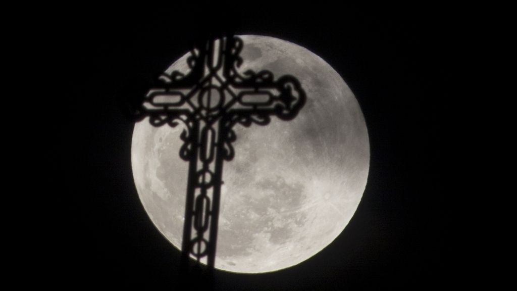 La 'superluna' se come la Tierra