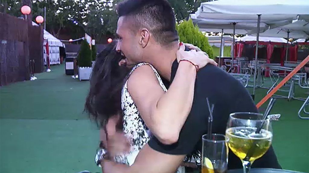Ángel, a Samira: “He venido solo. No ha venido Isaac”