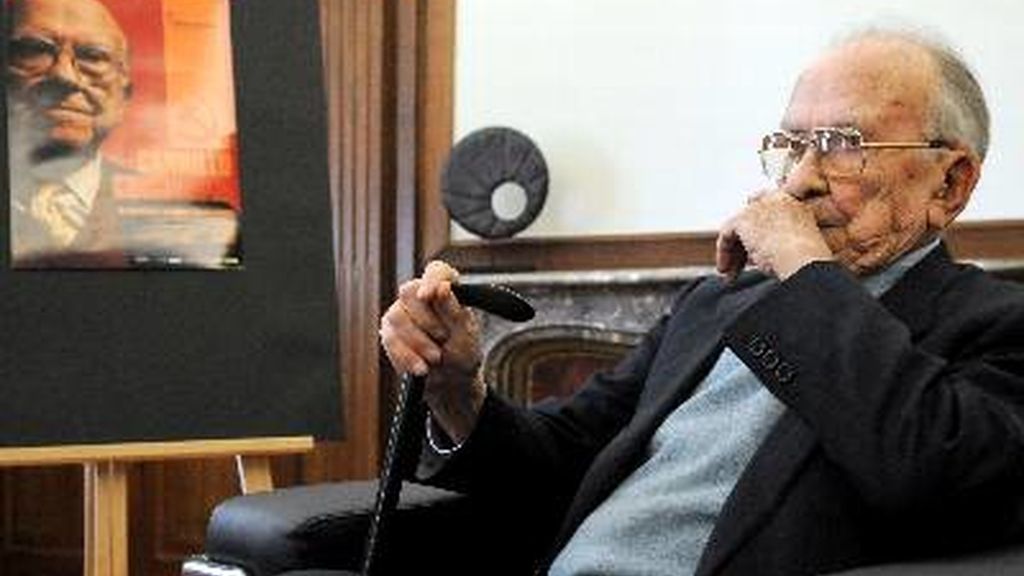 Muere Santiago Carrillo a los 97 años