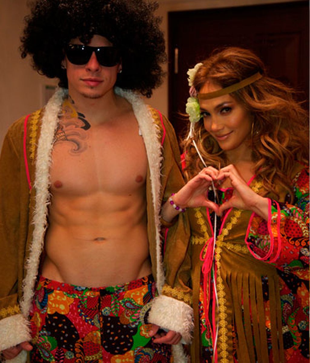 Jennifer Lopez y Casper Smart, de hippies