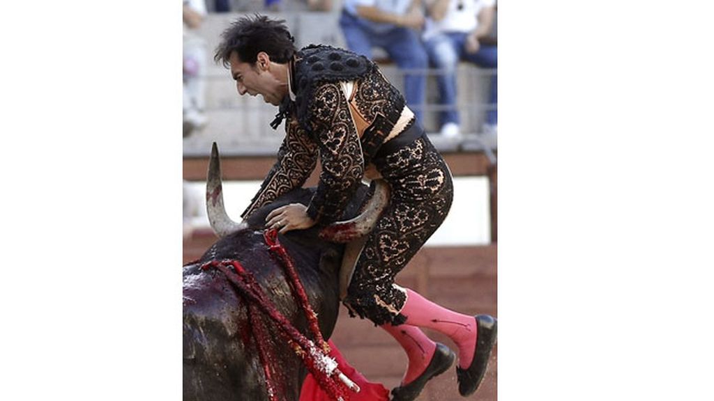 El torero Fernando Cruz, herido grave en Las Ventas