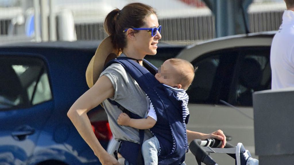 El verano pasado, Raquel pasaba sus últimos días de embarazo en la isla