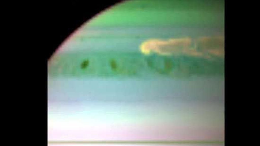 Espectacular tormenta en Saturno
