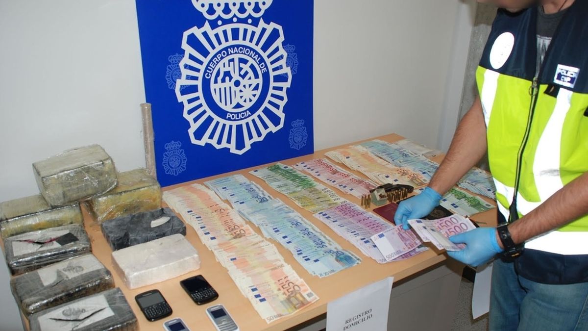 Detenidas 4 personas e incautados 12 kilos de cocaína en Barcelona