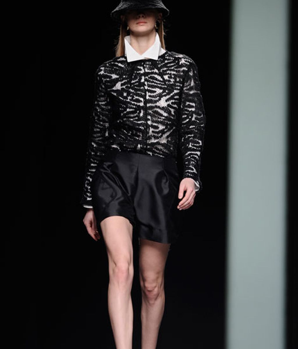 Moisés Nieto: geometría monocromática