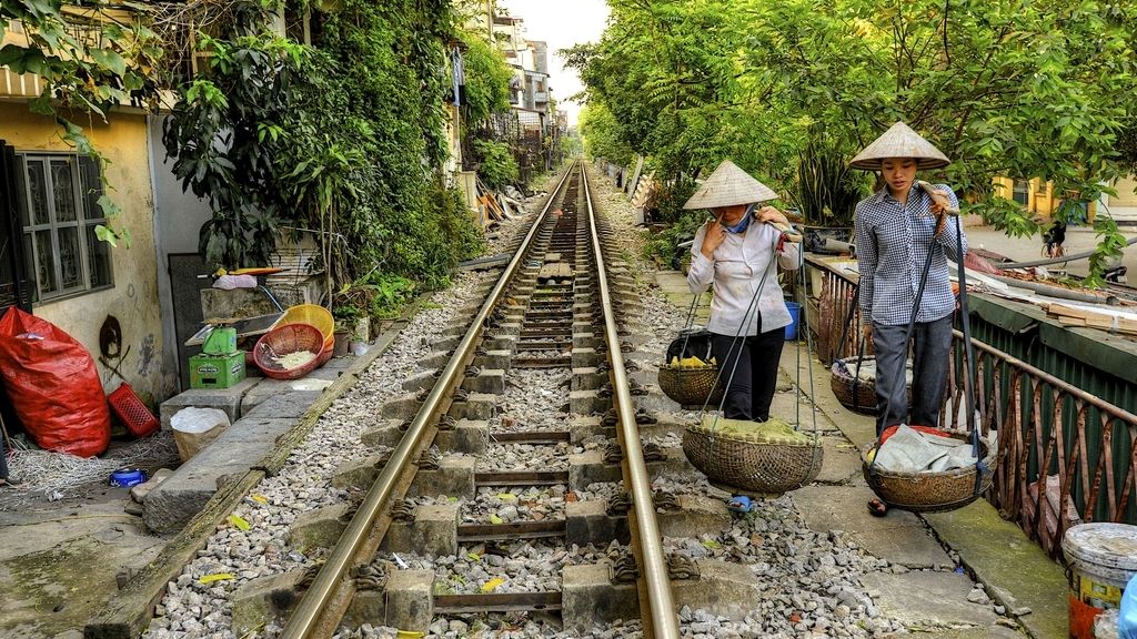 Vietnam, donde el tren es un vecino más