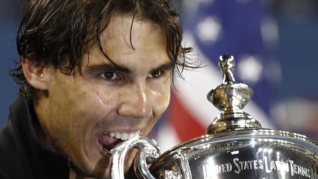 Nadal se impone a Djokovic en la final del Abierto de Estados Unidos Nadal se impone a Djokovic en la final del Abierto de Estados Unidos