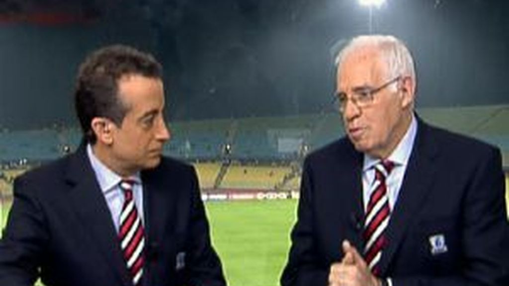 Luis Aragonés ha charlado con J. J Santos de la selección y de su futuro. Vídeo: Informativos Telecinco