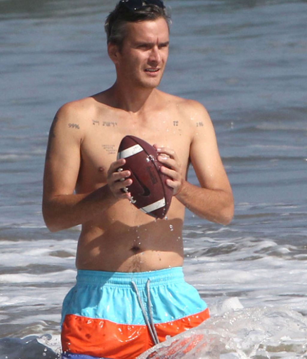 Balthazar Getty, Tommy en Cinco Hermanos, aún no se ha borrado los tattoos