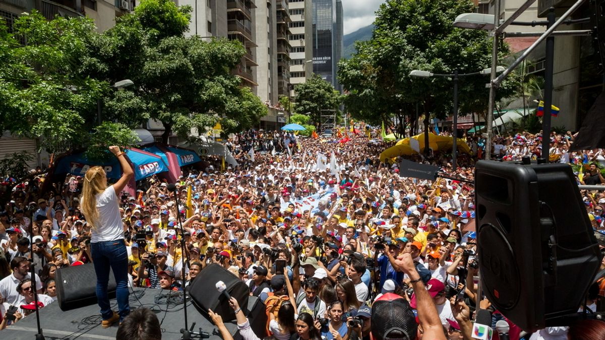 Miles de manifestantes piden la libertad de Leopoldo López en las calles de Venezuela