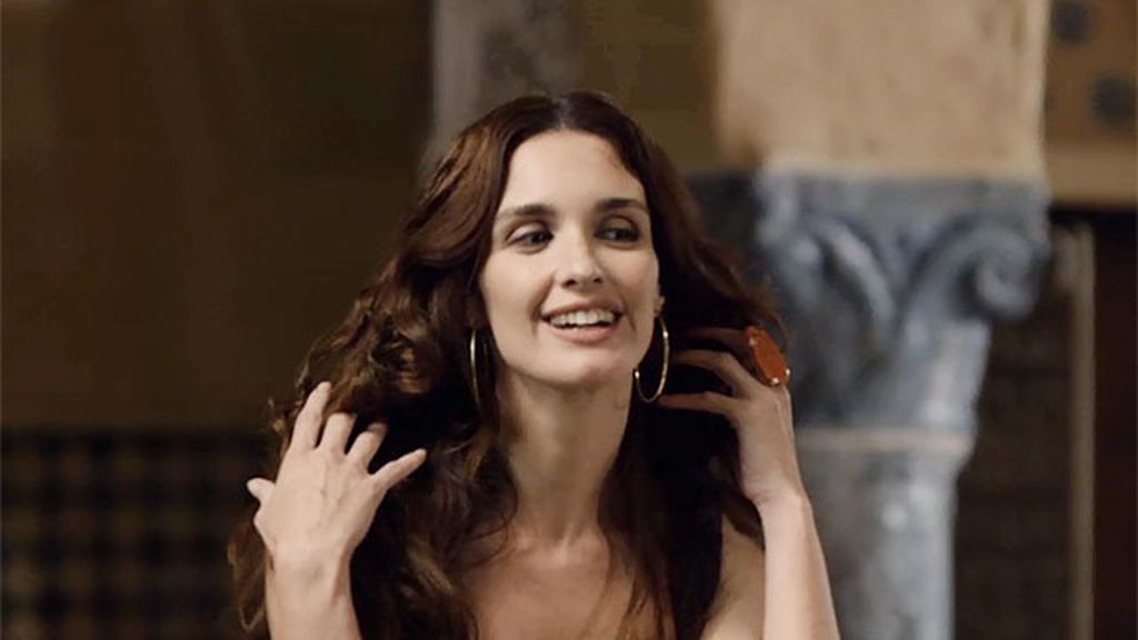 Magdalena llega a palacio tras la lapidación de su madre