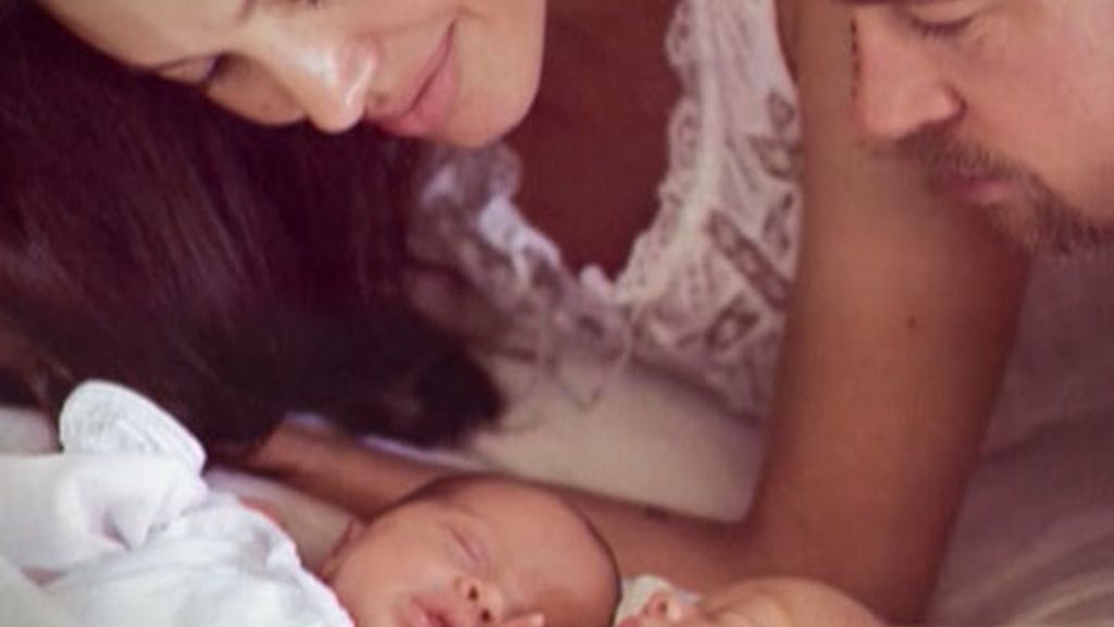 Angelina Jolie vende la exclusiva de su maternidad