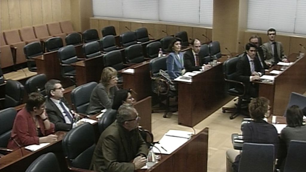 El PP preside la comisión de la Asamblea de Madrid que investigará la trama de espionaje