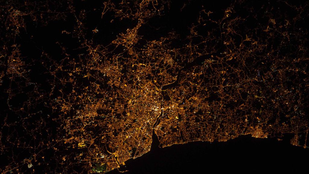 Ciudades brillantes desde el espacio