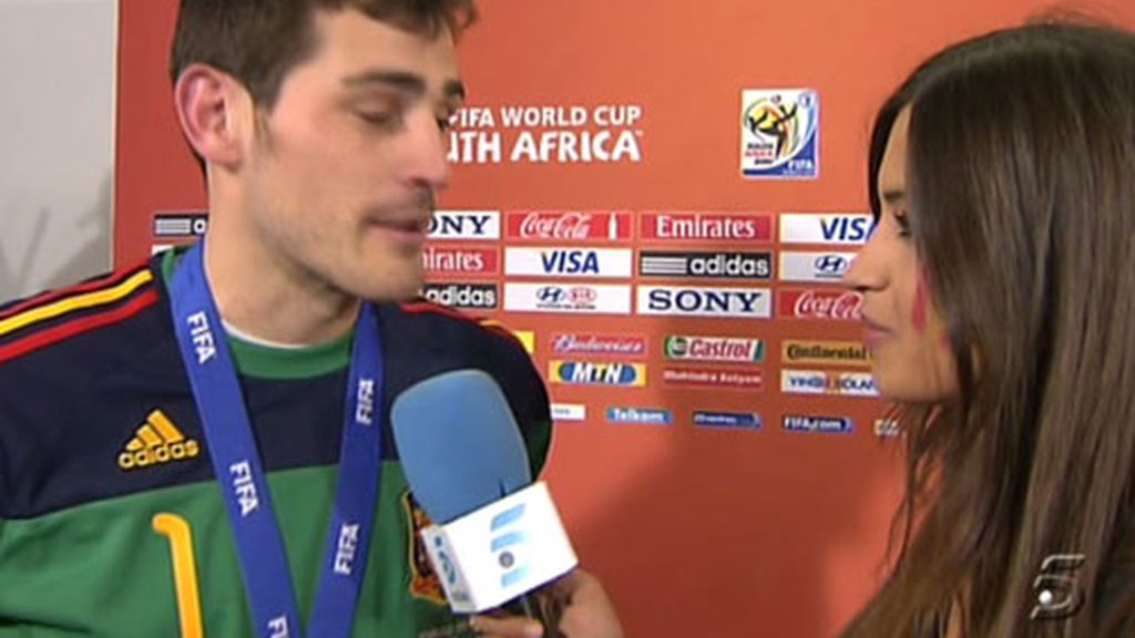 El beso de Iker a Sara, de campeonato