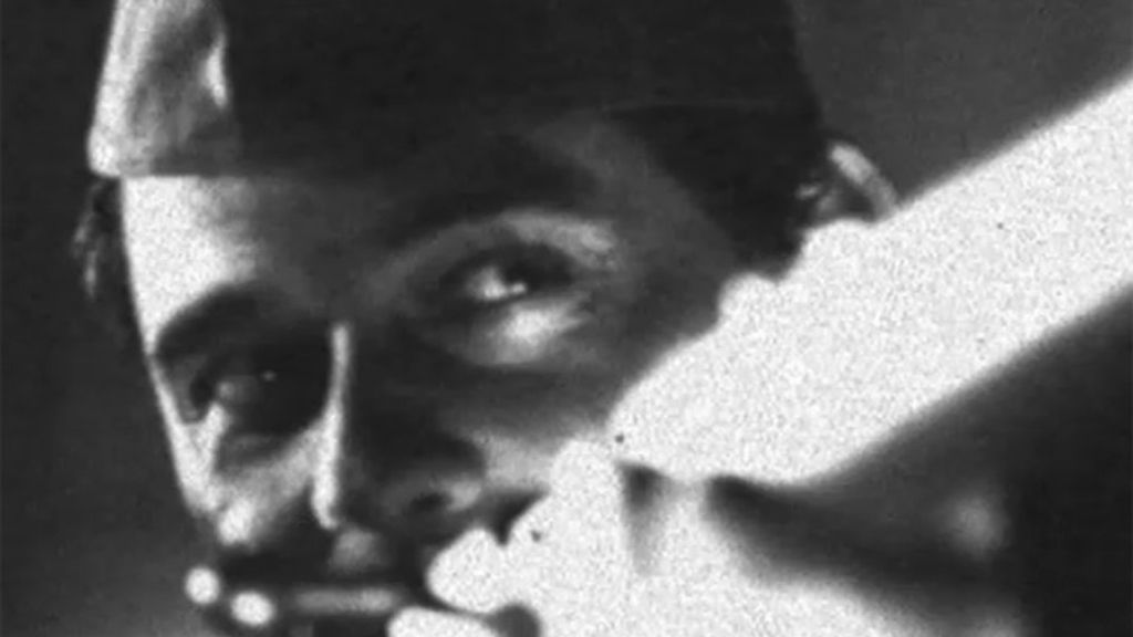 El hombre del sombrero y vírgenes que lloran sangre