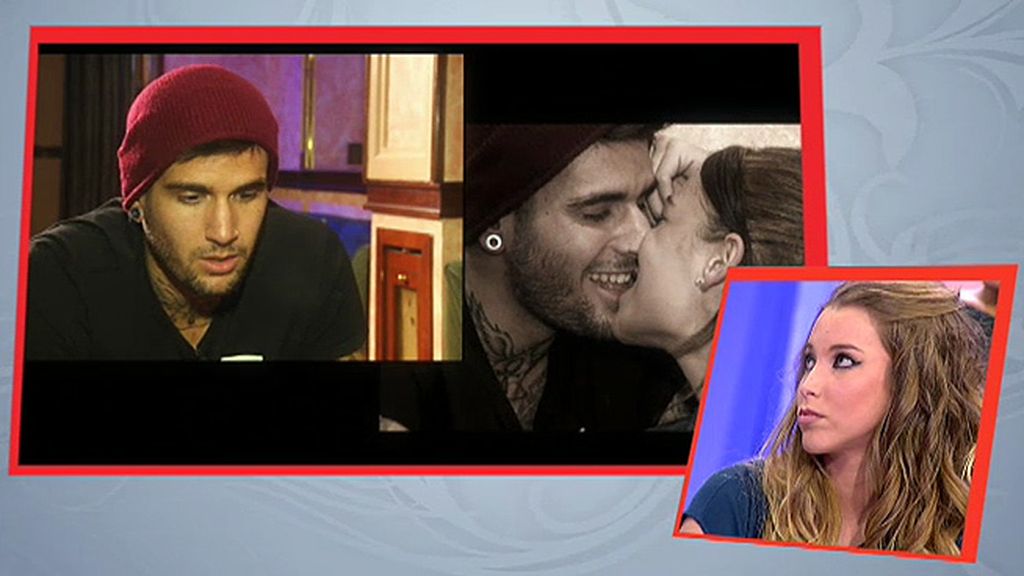 Iris, Laura, Paula y Diolinda se ven las caras en un karaoke