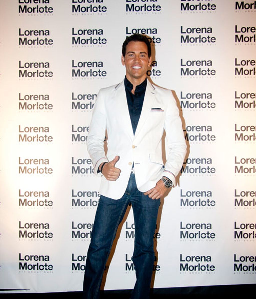 Los famosos con Lorena Morlote