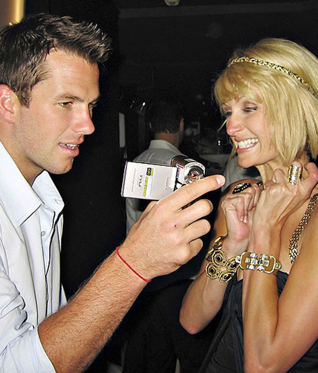 Así pone 'cachondo' Paris Hilton a su novio