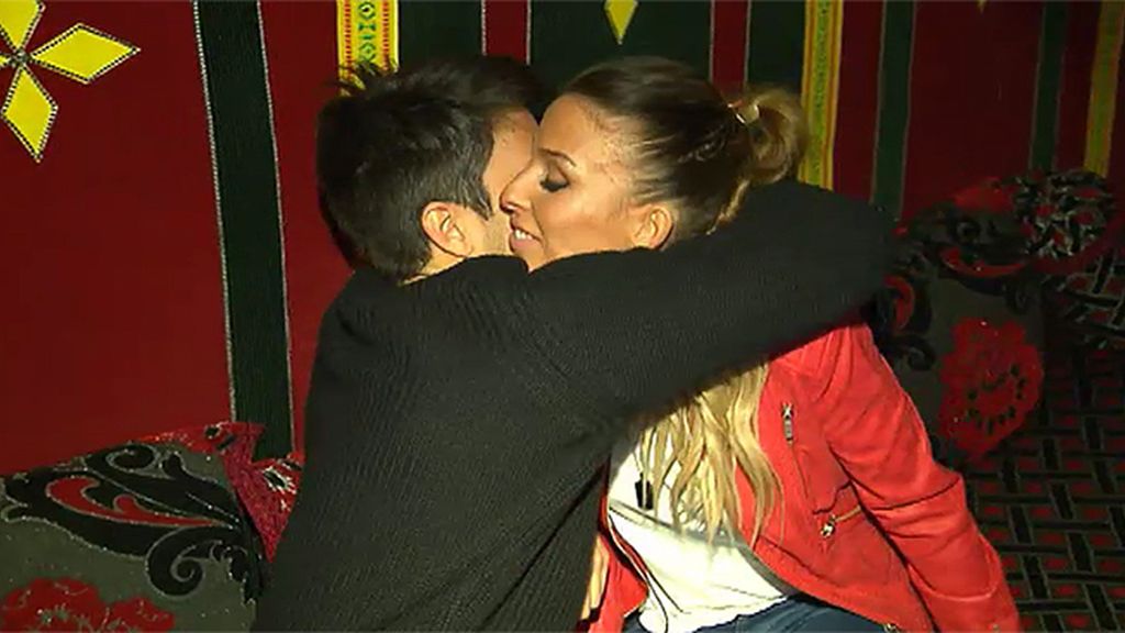 Sandra, a Fede: "¿Todas las chicas te ponen tanto? Es que te pones muy cerdo"