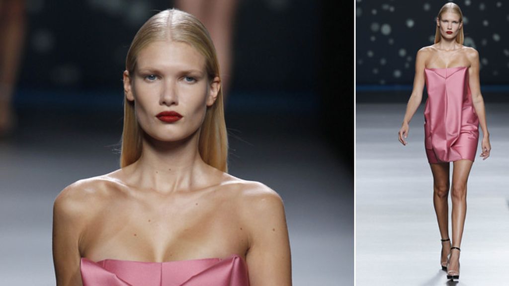 Vuelve la minifalda con volumen