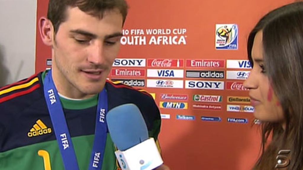 El beso de Iker a Sara, de campeonato