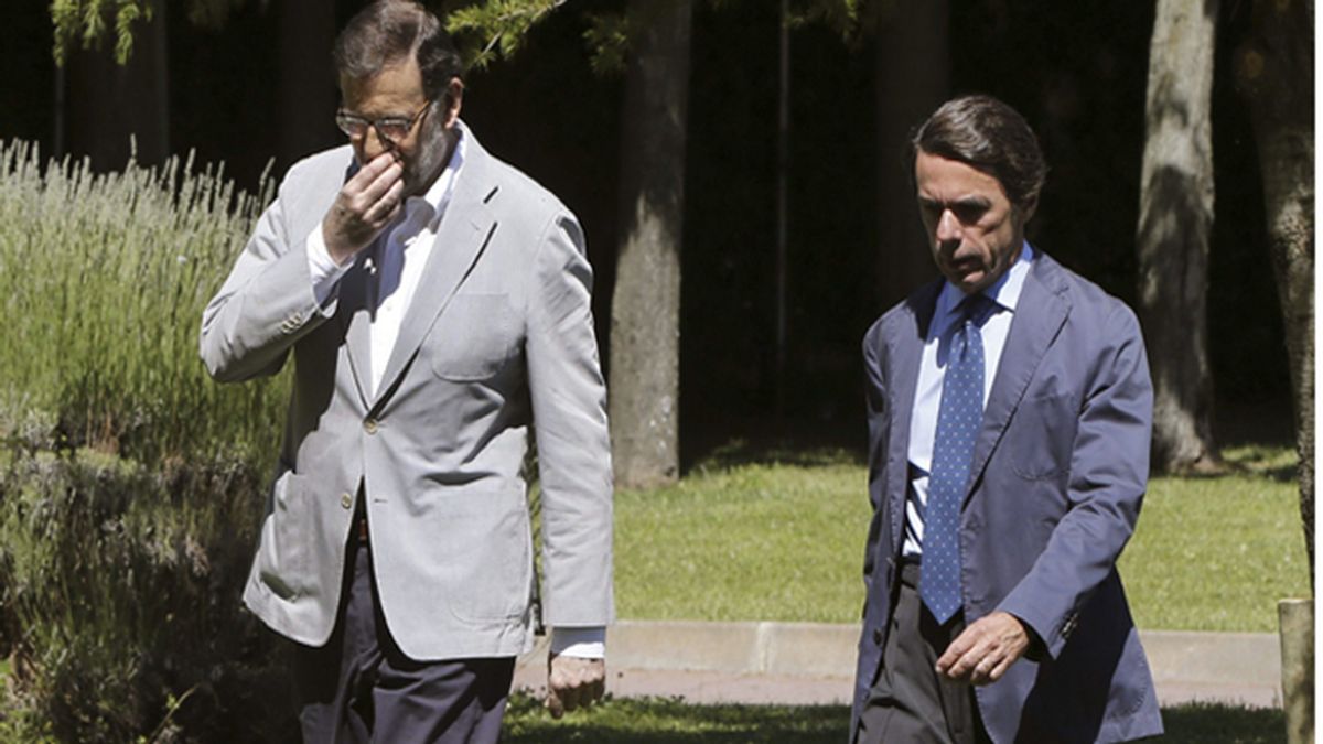 Aznar y Rajoy evitan hablar sobre las últimas revelaciones de Bárcenas