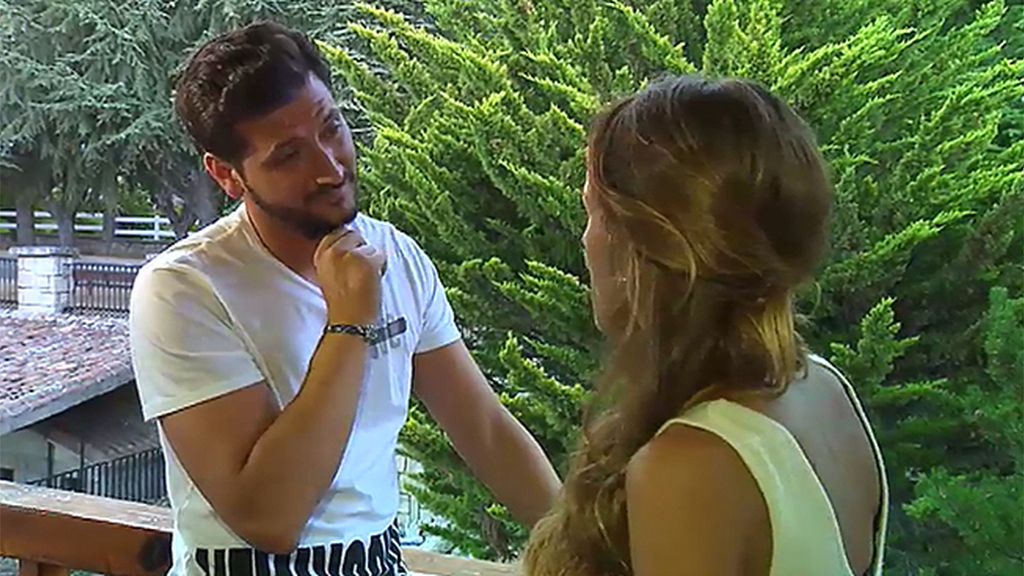 La pareja derrocha felicidad y amor