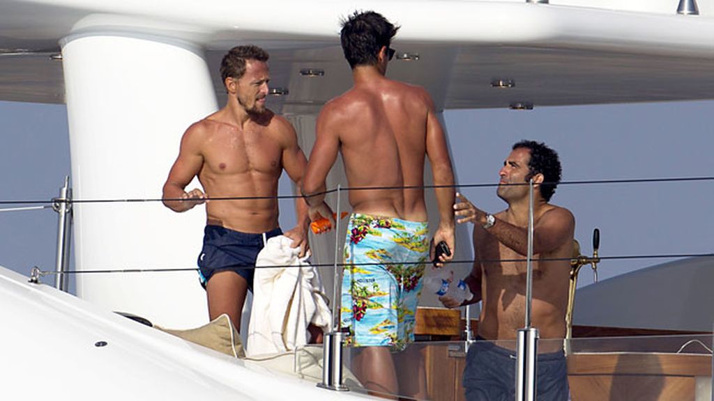 Fernando Verdasco y Sete Gibernau se divierten en alta mar