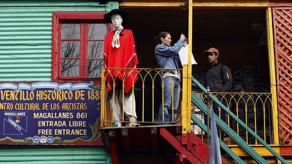 Las casas de alegres colores son un distintivo de las barriadas de Buenos Aires