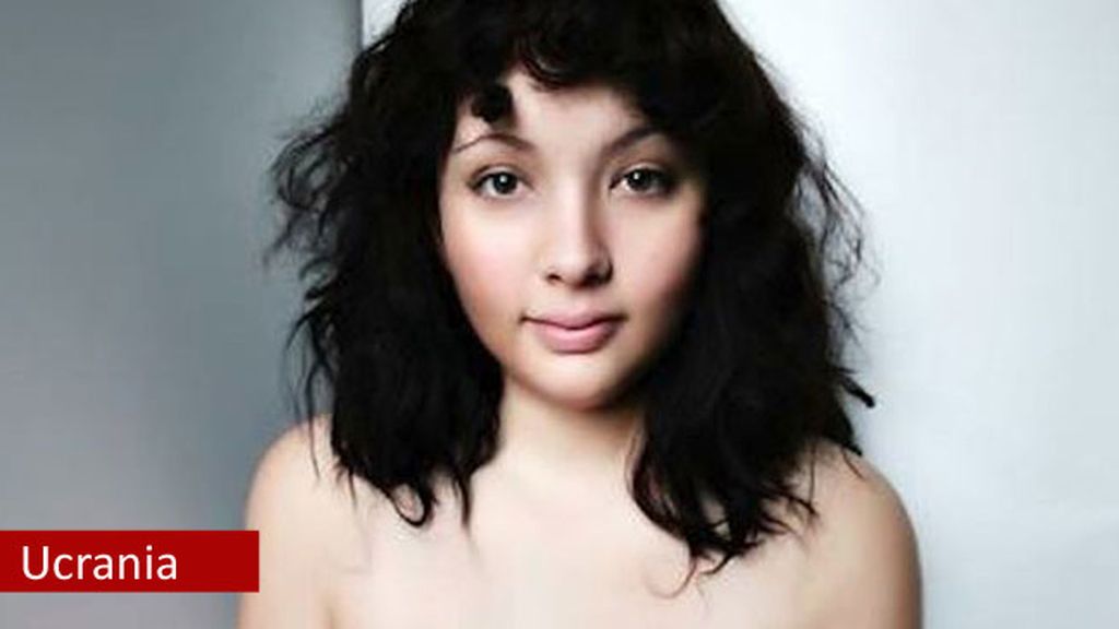 Una foto y un retoque diferente en cada país