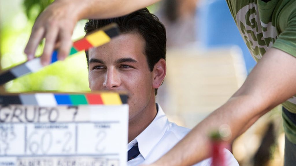 Agente Mario Casas, por favor, cachéenos