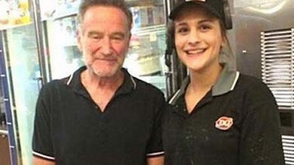 La última foto de Robin Williams con una fan, antes de su suicidio