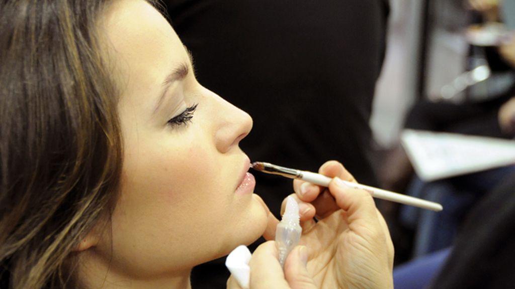 Para los labios, Malena apuesta por el brillo del gloss