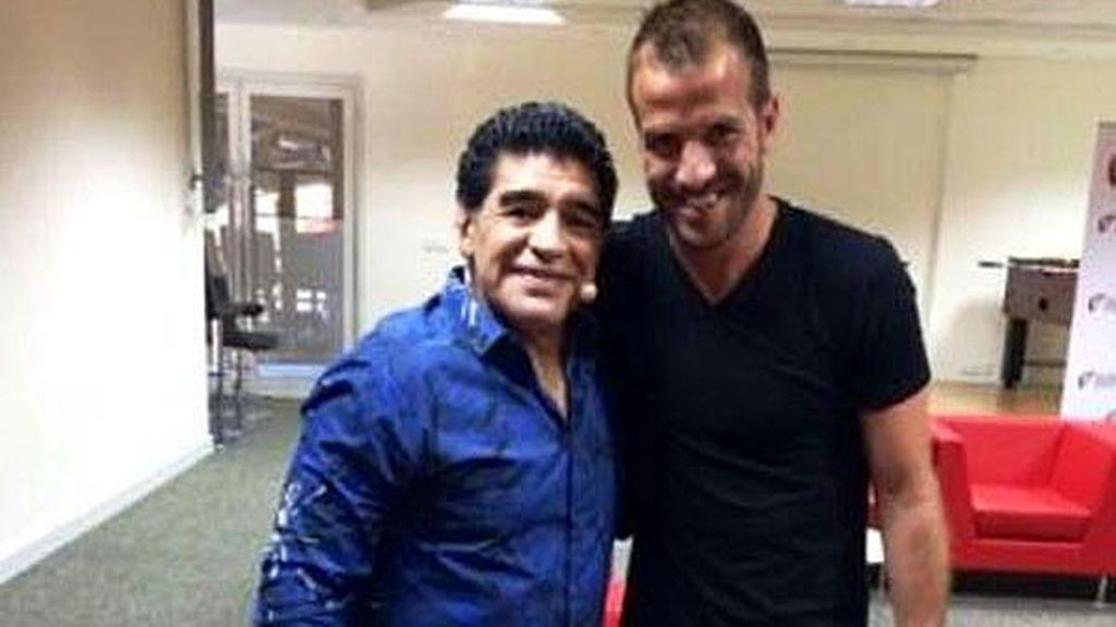 Van der Vaart con Maradona