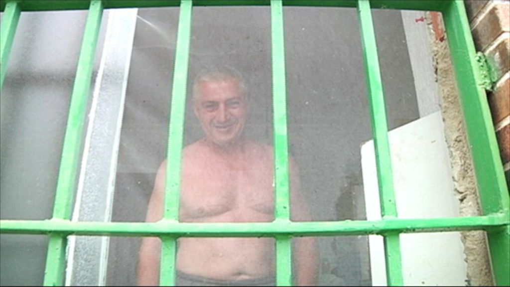 Primeras imágenes de 'Adiós a La fábrica'