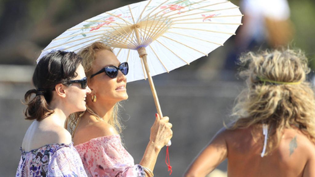 Lomana en Ibiza: Aquí se olvida hasta la crisis