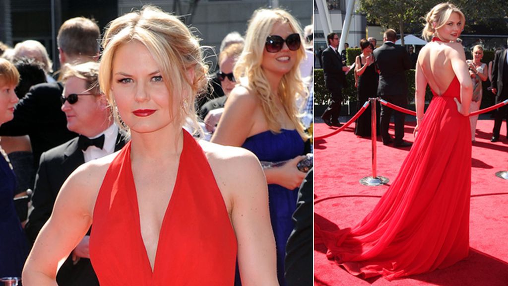 Jennifer Morrison, con un espectacular vestido rojo de escote halter