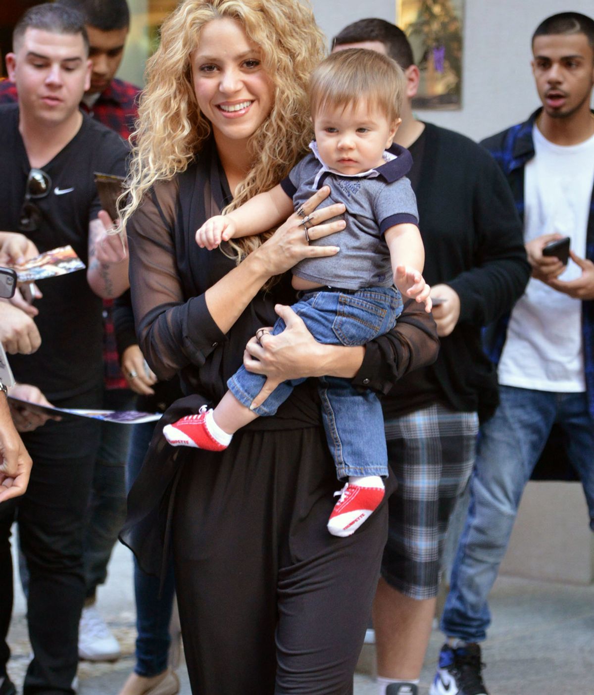 Shakira con su hijo Sasha Piqué en Nueva York
