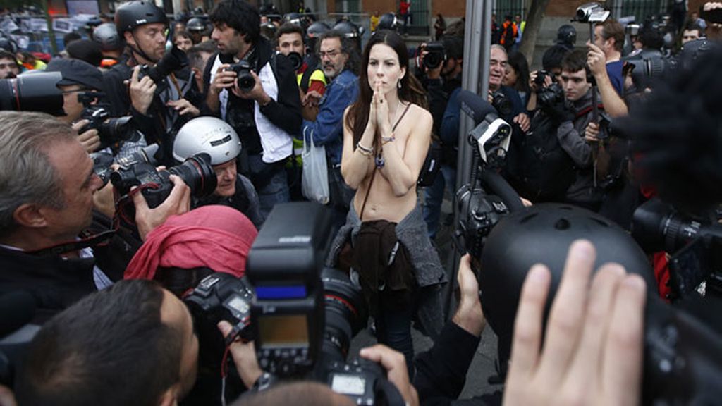 Cargas policiales en los alrededores del Congreso